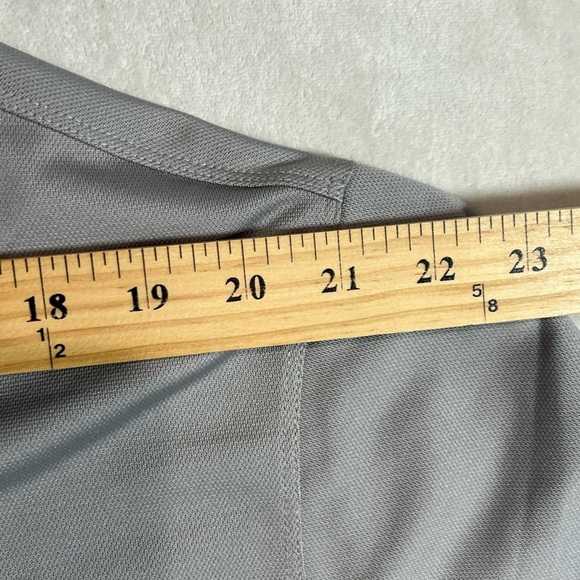 NWT Nike Golf Performance Stretch Cotton UPF 40 Sun Men's Gray Polo Shirt - Picture 7 of 8